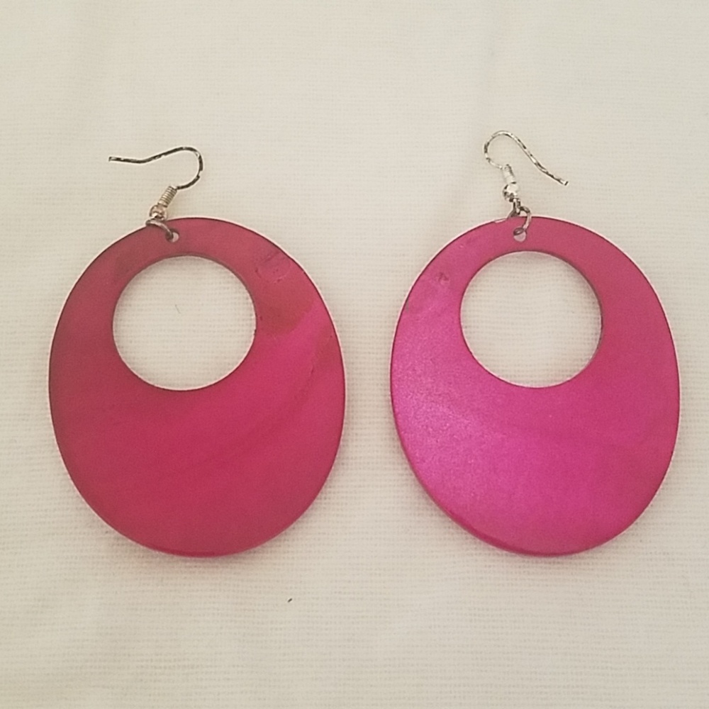 Pink Statement Mod looking earrings - Picture 4 of 4